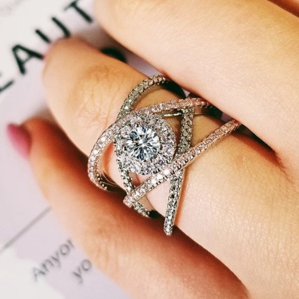 TWISTED 925 STERLING SILVER ROSE GOLD DIAMOND RING, CUTE RING, SHINY RING.